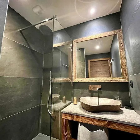 De Luxe Avec Spa, Sauna, Parking, Wifi Et Animaux Admis - Fr-1-598-41 Chalet
